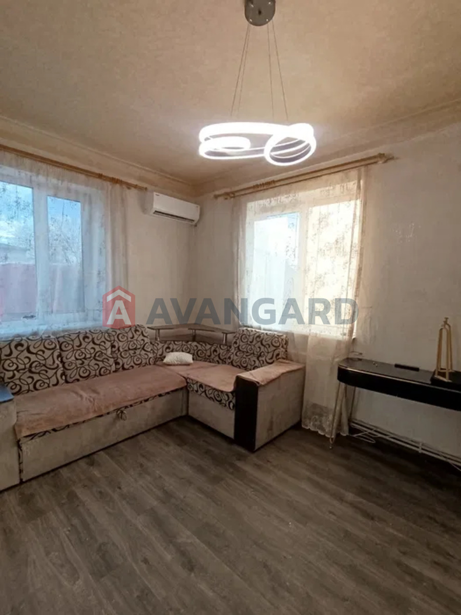 ������� �������, 50 ��.�. ���� 17