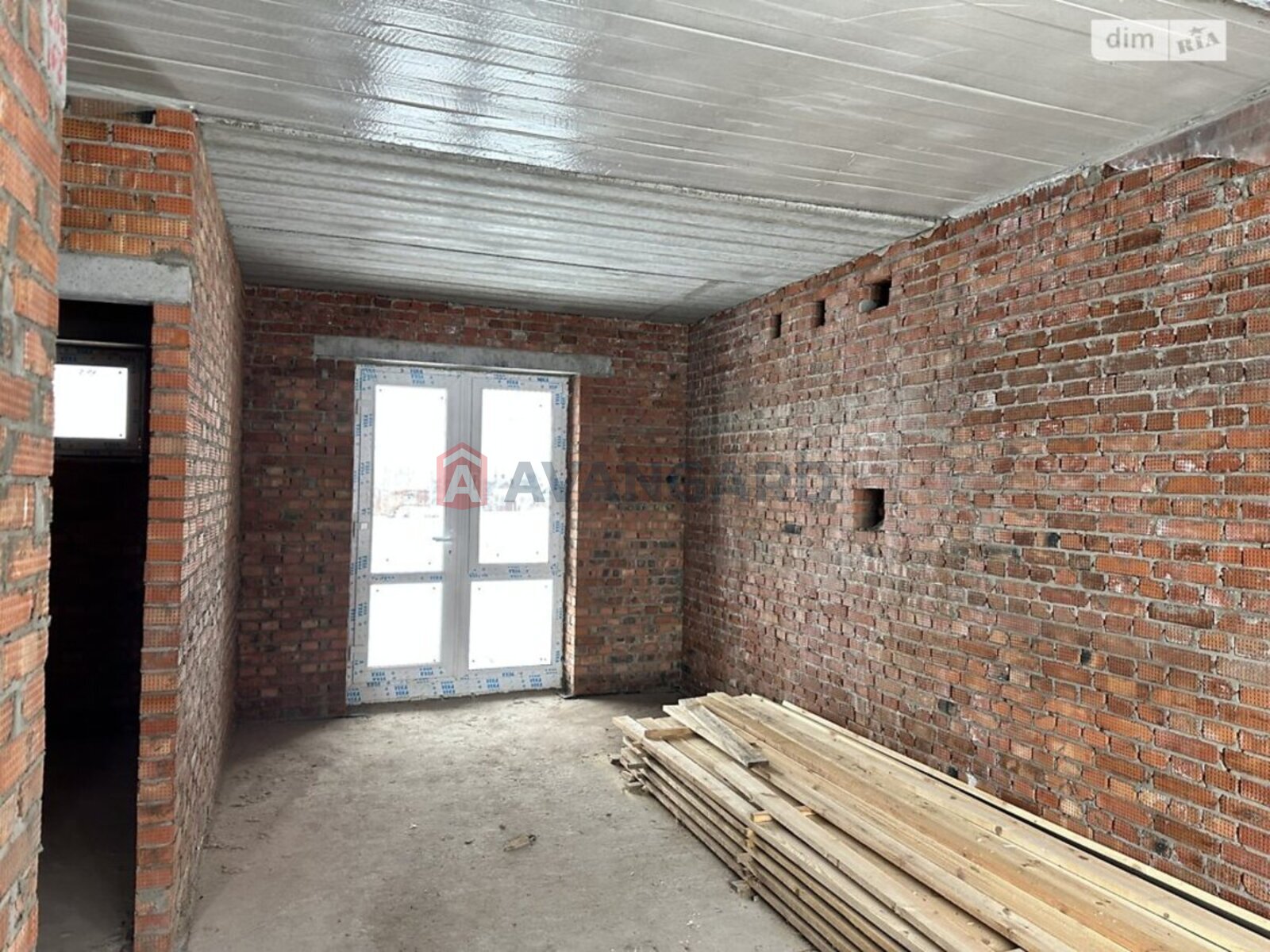 ��������, 82 ��.�. ���� 9