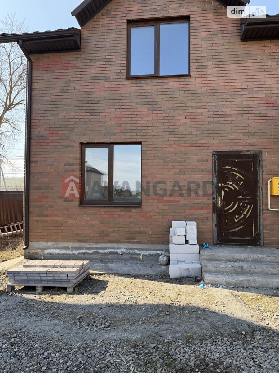 ��������, 107 ��.�. ���� 1