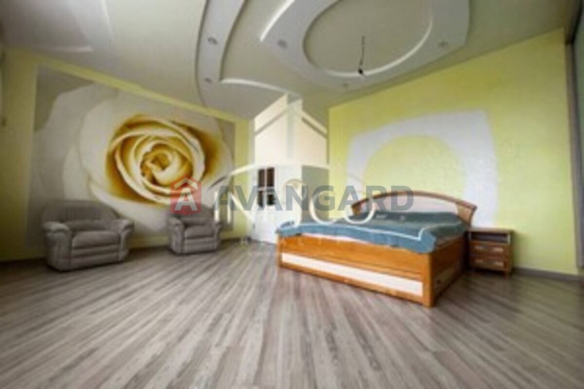 Будинок, 318 кв.м. фото 12 Будинок, 318 кв.м. фото 12