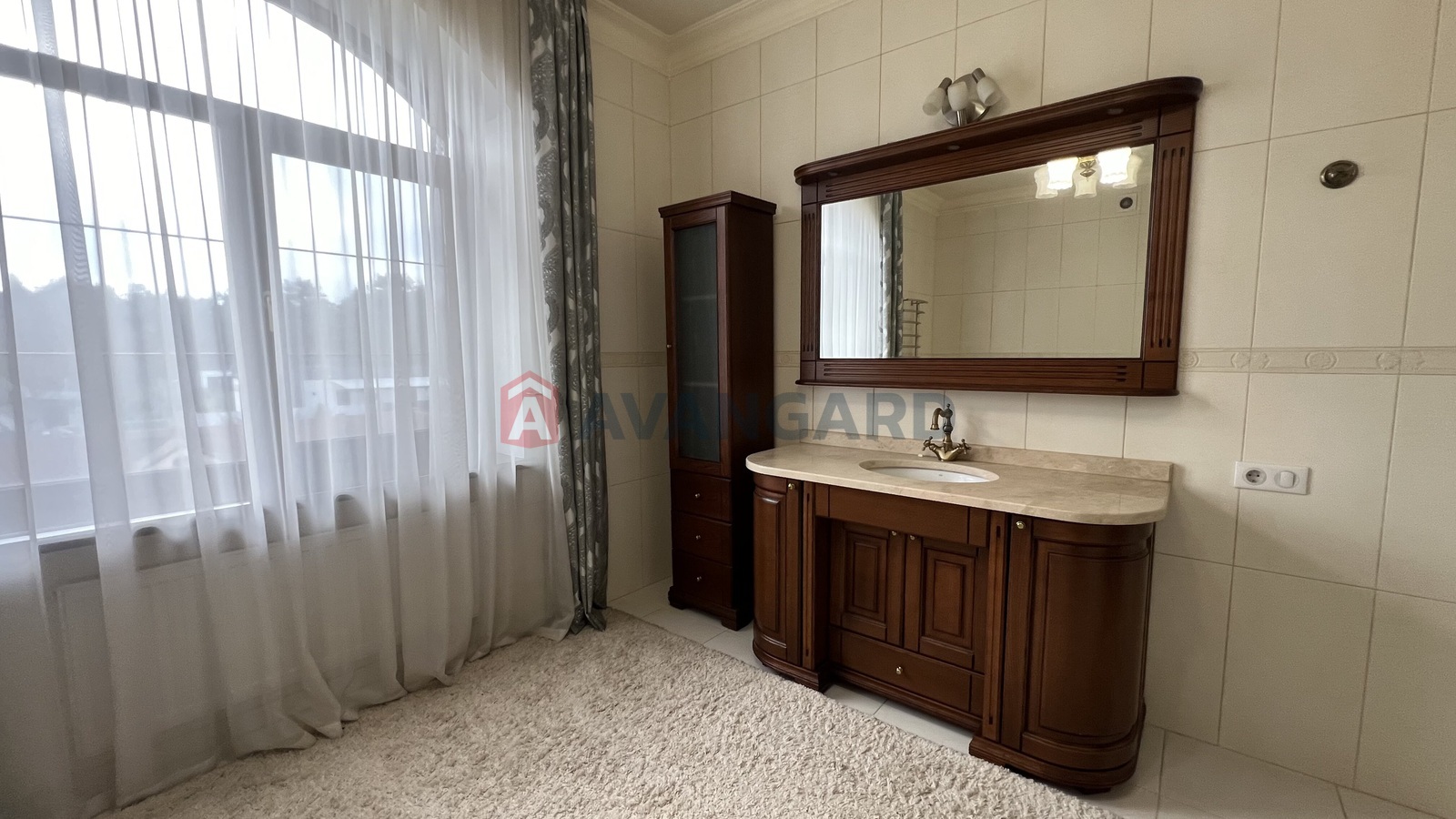 ���, 310 ��.�. ���� 17