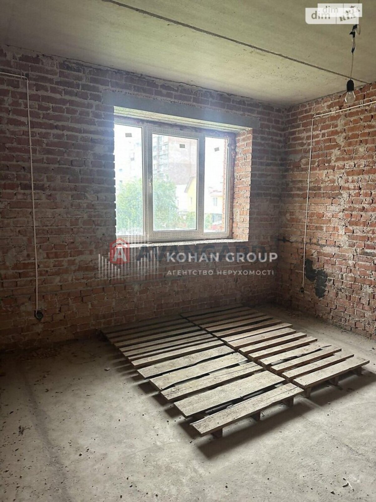 �������, 360 ��.�. ���� 16