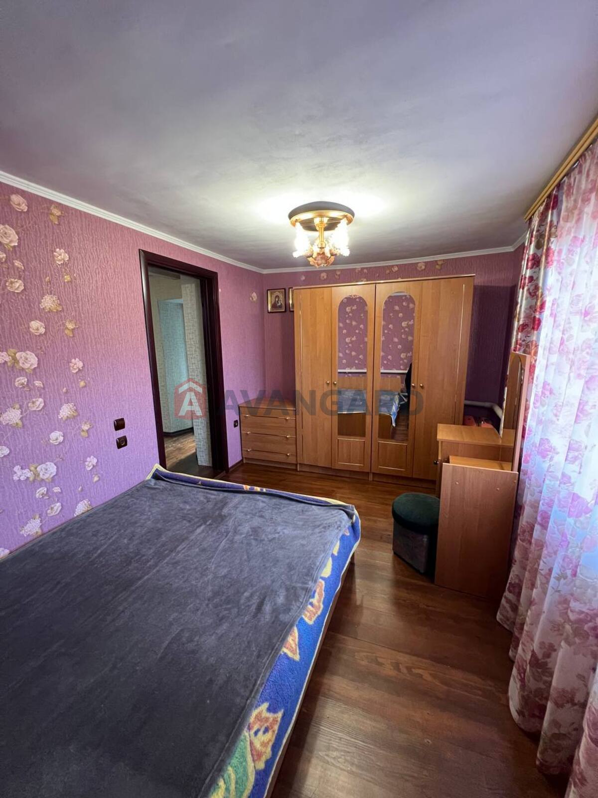 �������, 55 ��.�. ���� 3