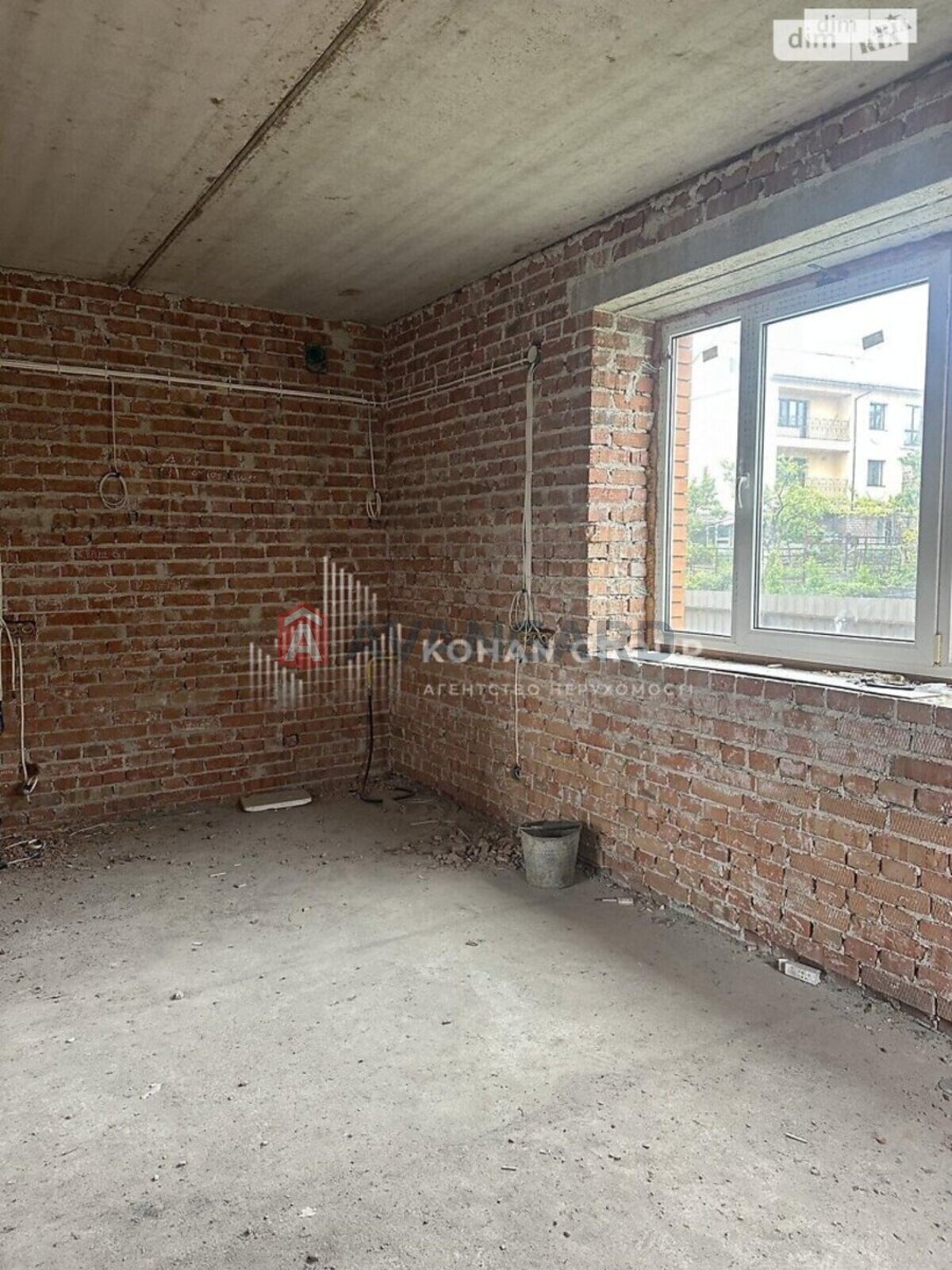 �������, 360 ��.�. ���� 11