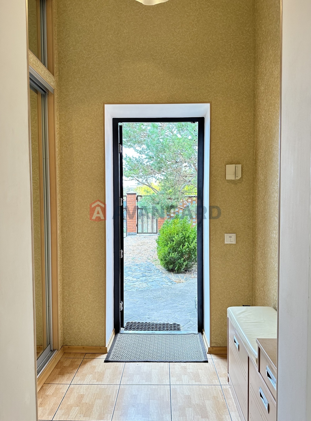 �������, 176 ��.�. ���� 18