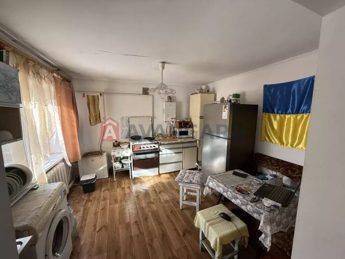 ������� �������, 45 ��.�. ���� 8