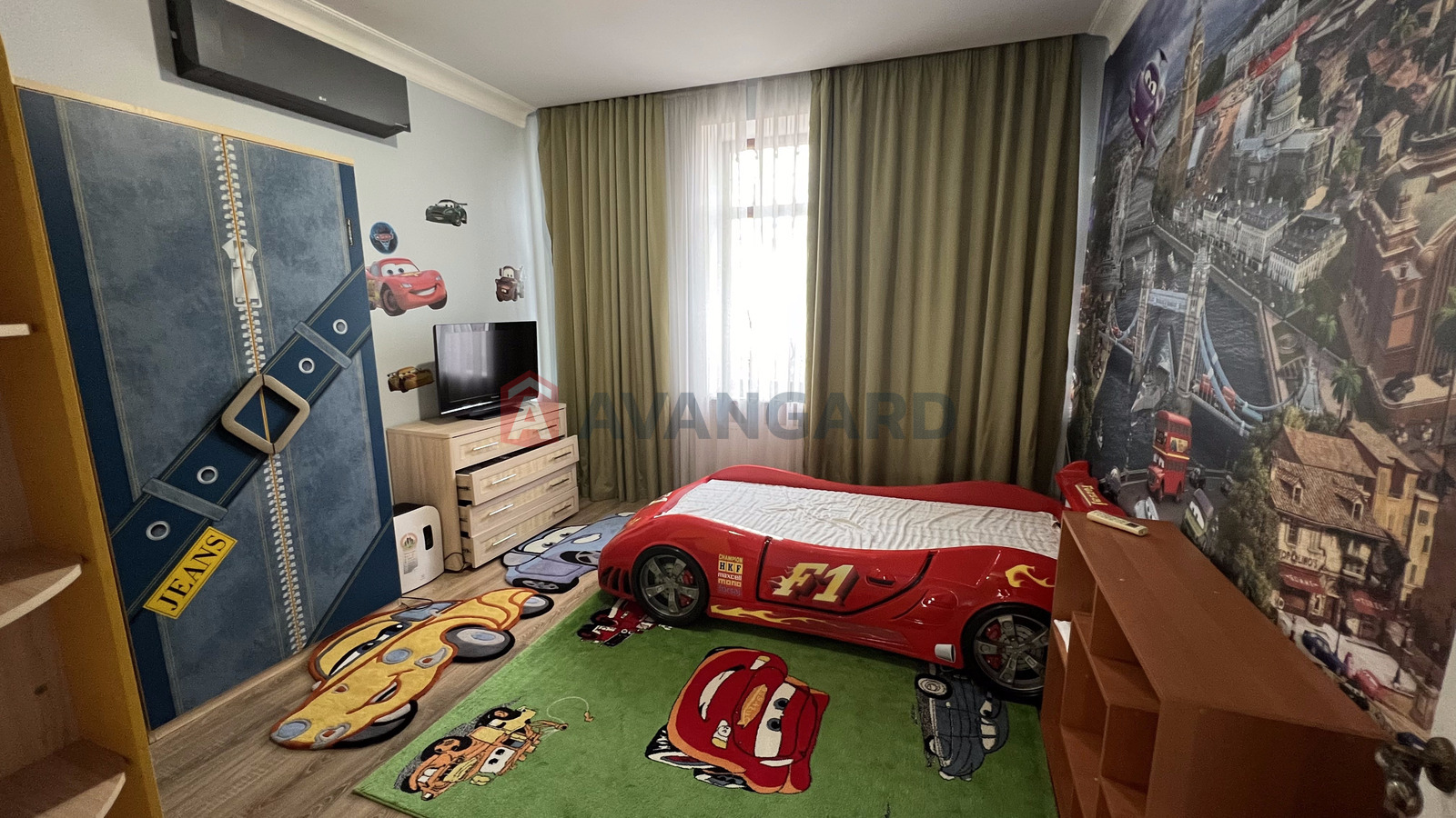 ���, 310 ��.�. ���� 11