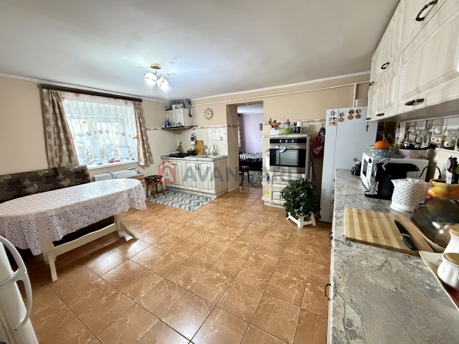 ���, 172 ��.�. ���� 13