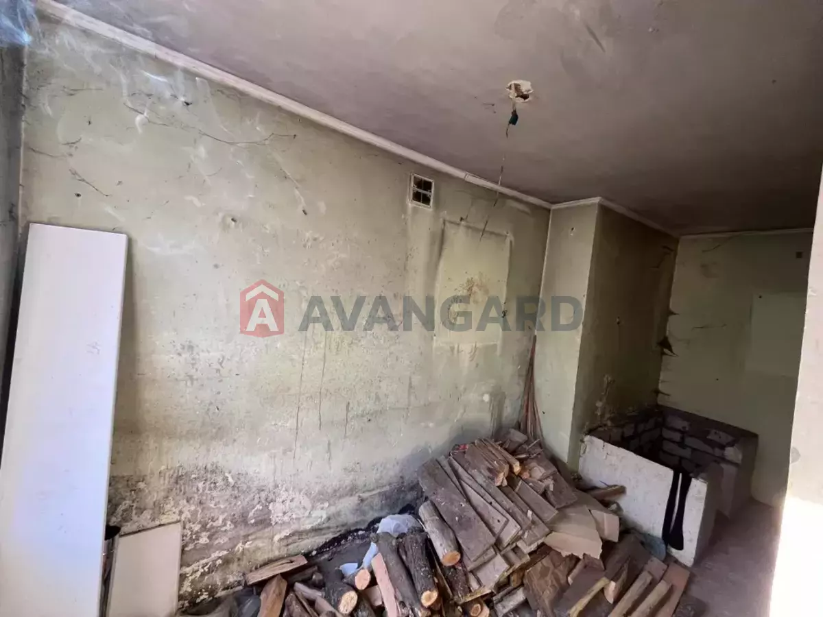 ������� �������, 60 ��.�. ���� 12