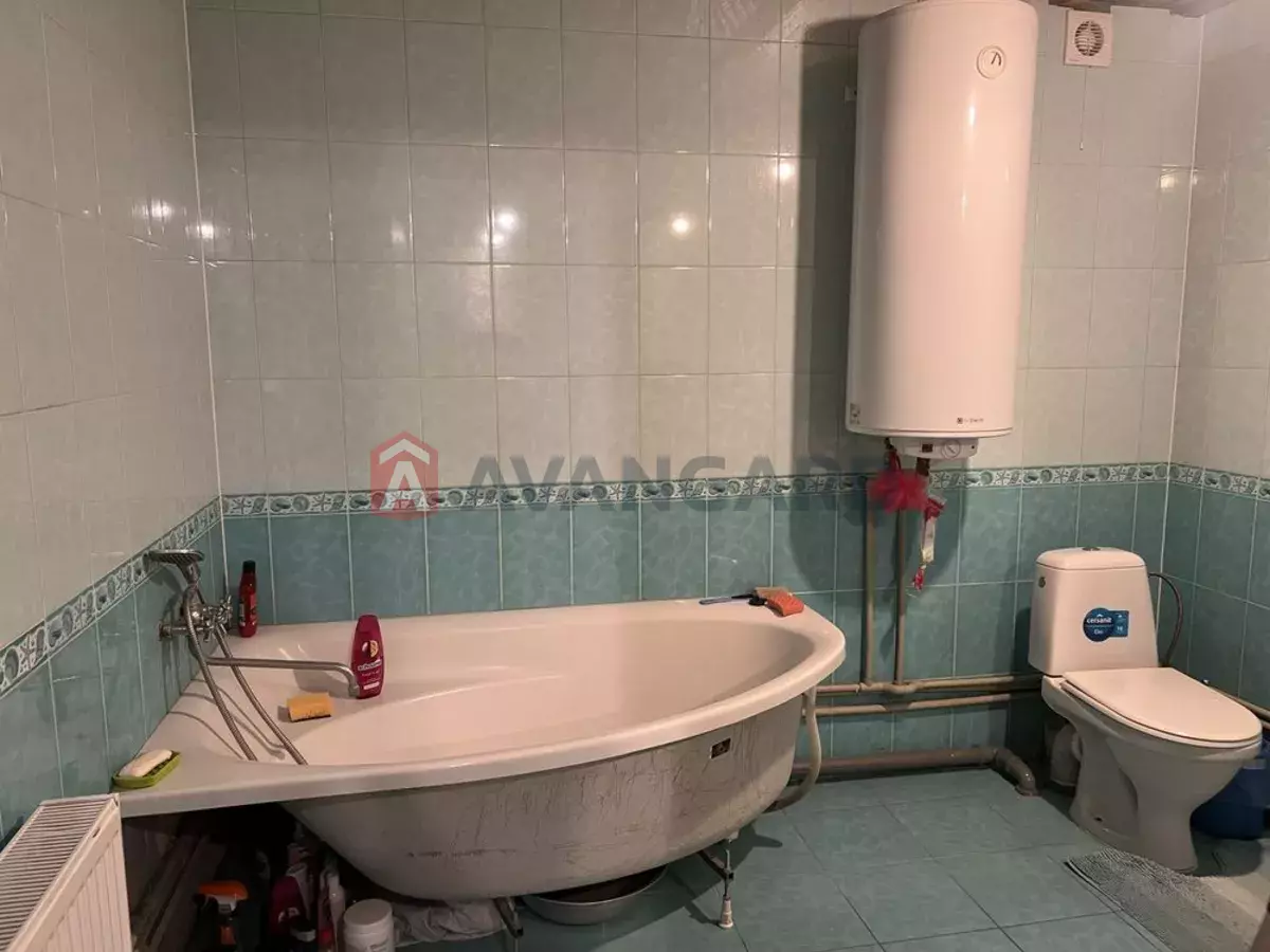 ����, 80 ��.�. ���� 3