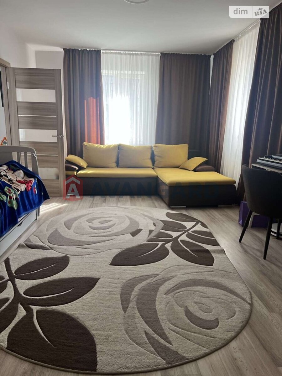 �������, 82 ��.�. ���� 1