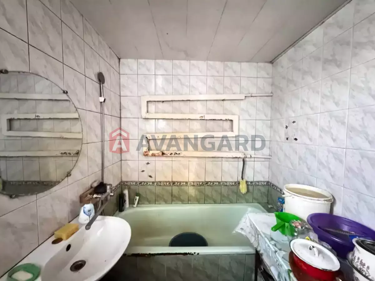 �������, 65 ��.�. ���� 17