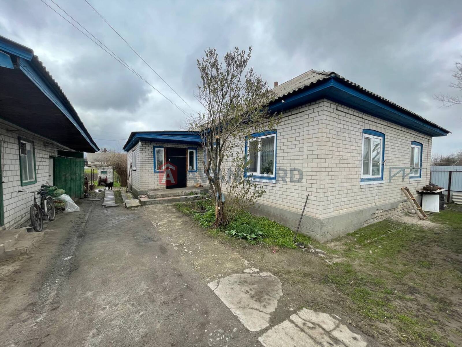 �������, 120 ��.�. ���� 8