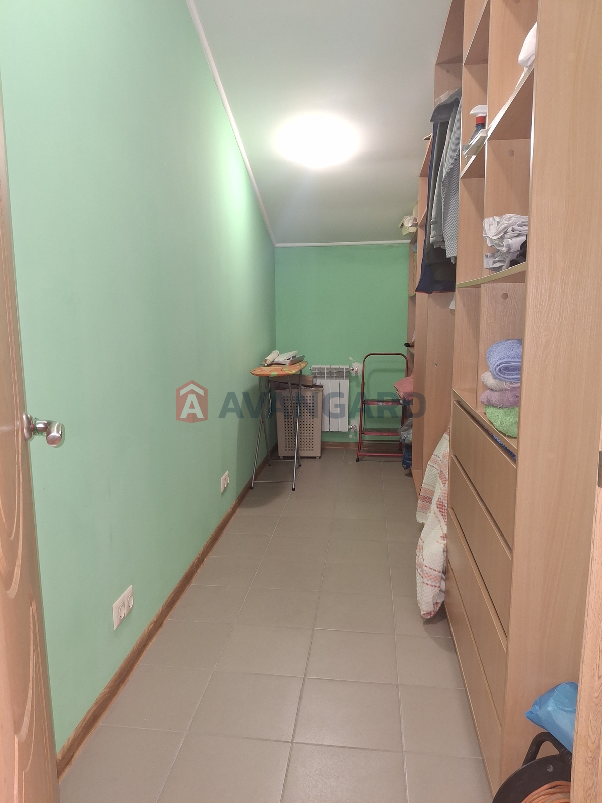 �������, 180 ��.�. ���� 25