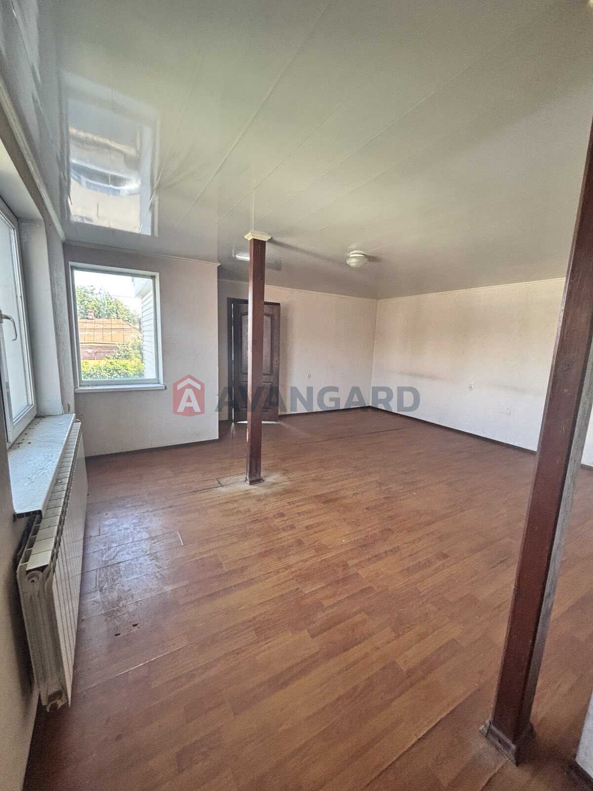 ������� �������, 110 ��.�. ���� 8