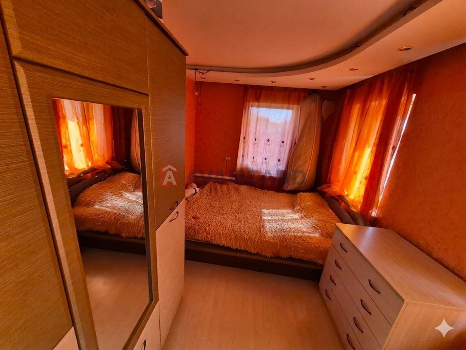 ���, 80 ��.�. ���� 13