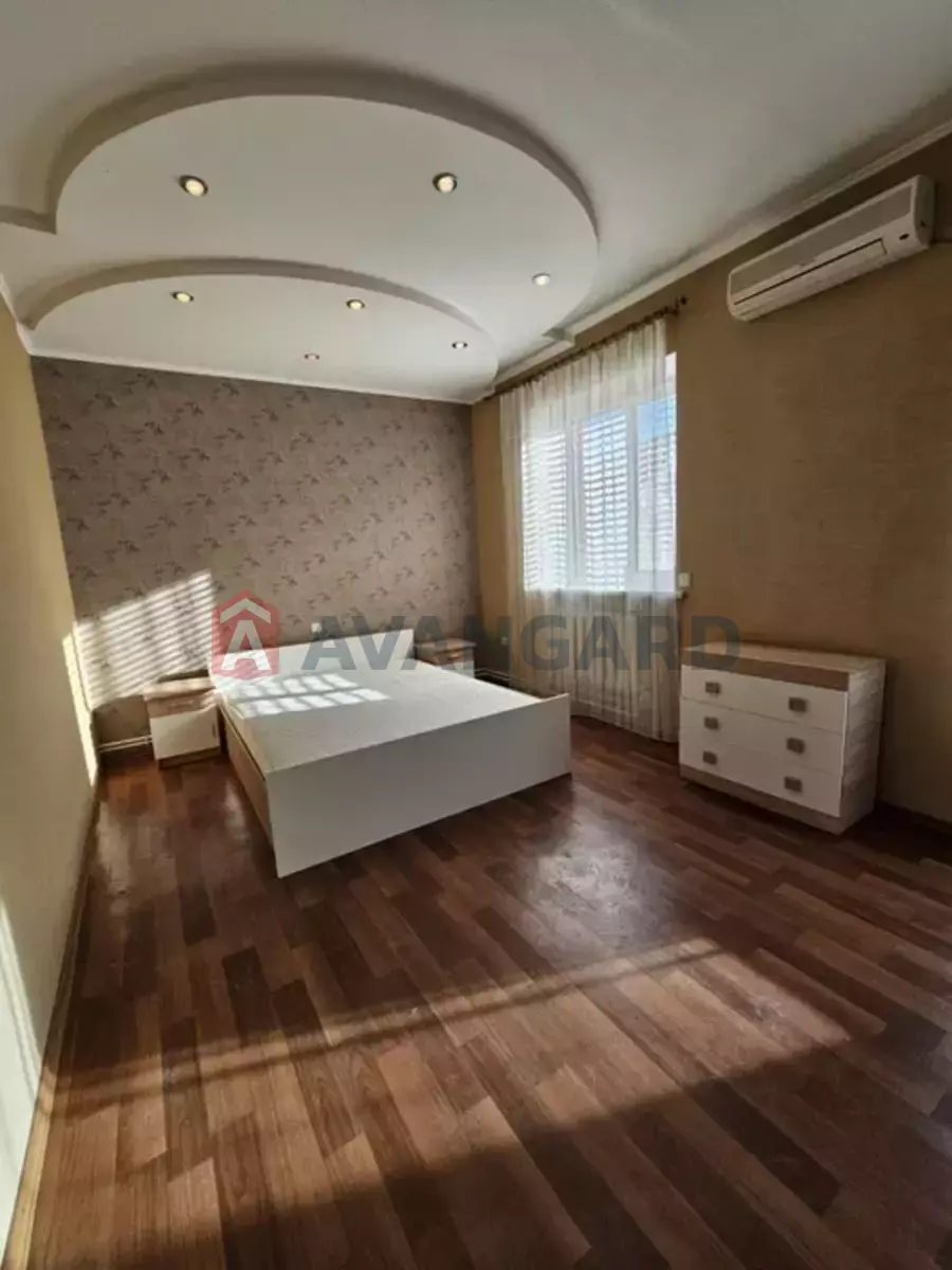 �������, 178 ��.�. ���� 11