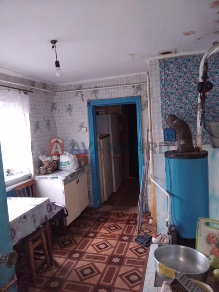 �������, 75 ��.�. ���� 8