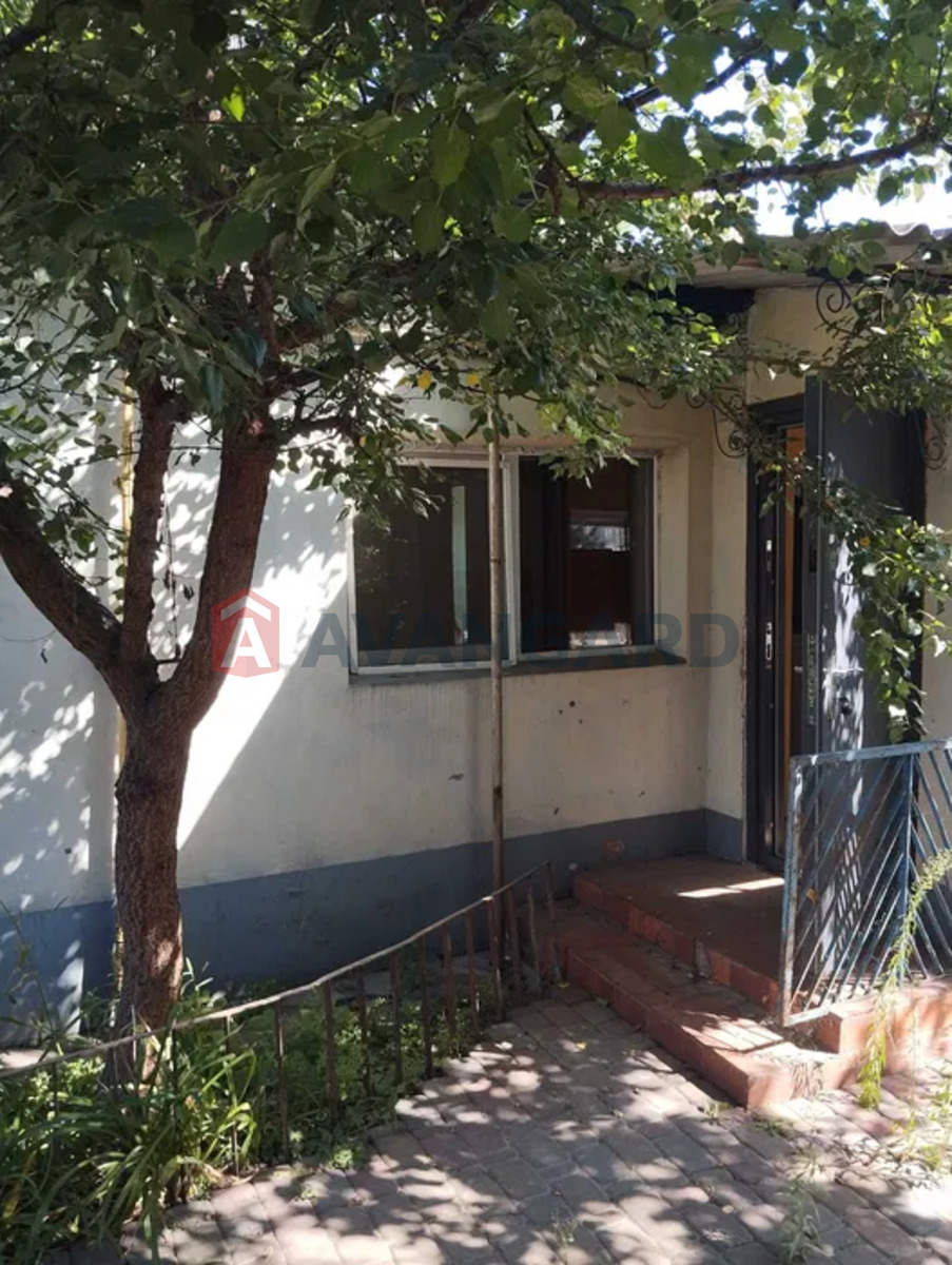 ������� �������, 85 ��.�. ���� 1