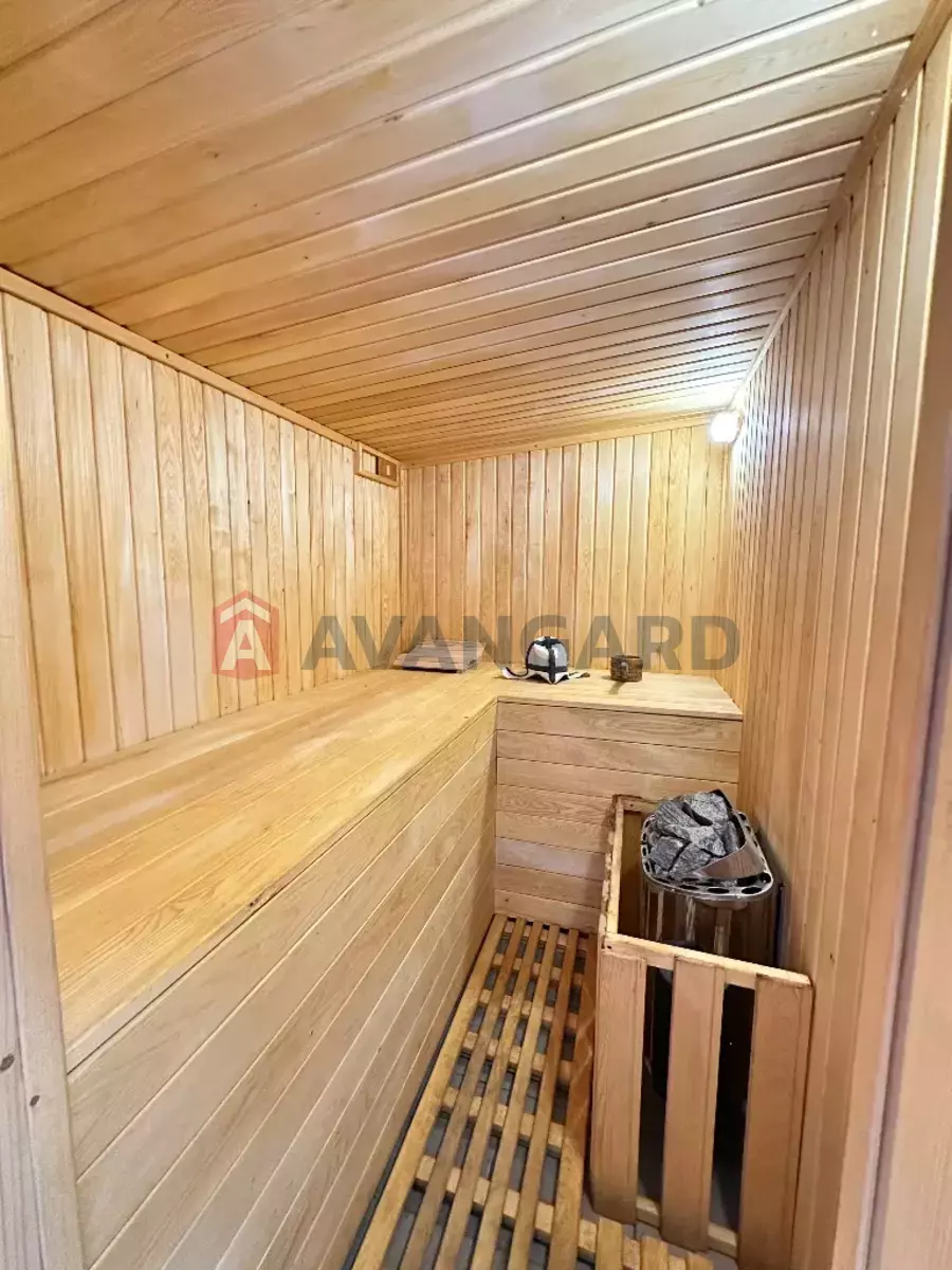 �������, 176 ��.�. ���� 12