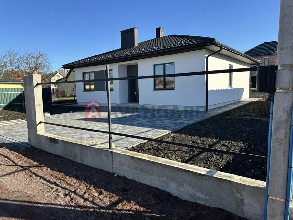 �������, 100 ��.�. ���� 4