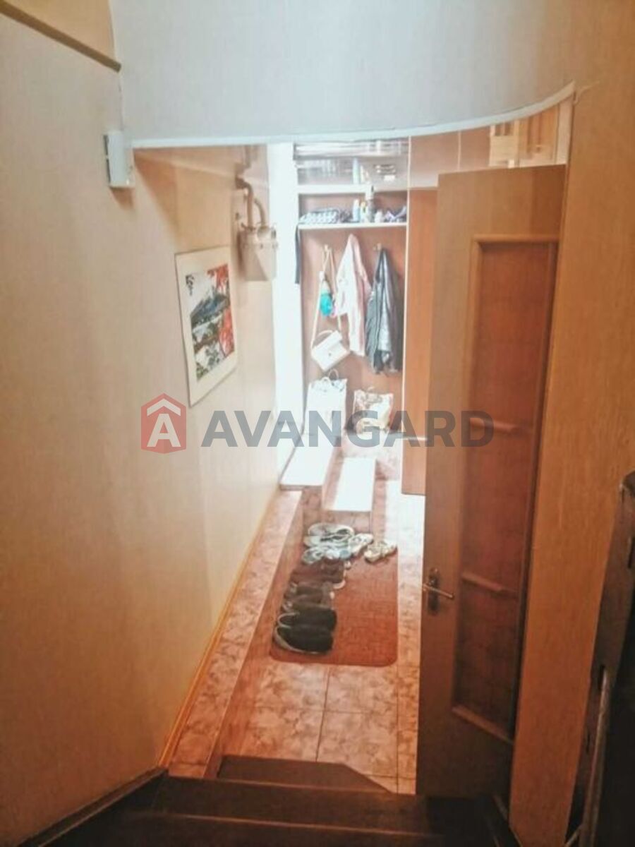 ������� �������, 100 ��.�. ���� 5