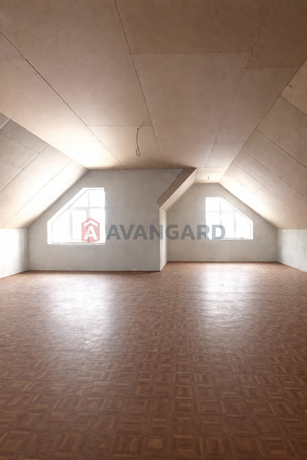 �������, 300 ��.�. ���� 16