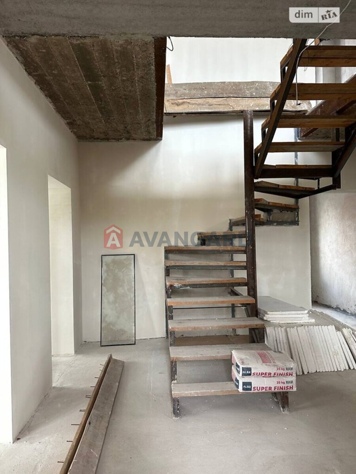 �������, 295 ��.�. ���� 26