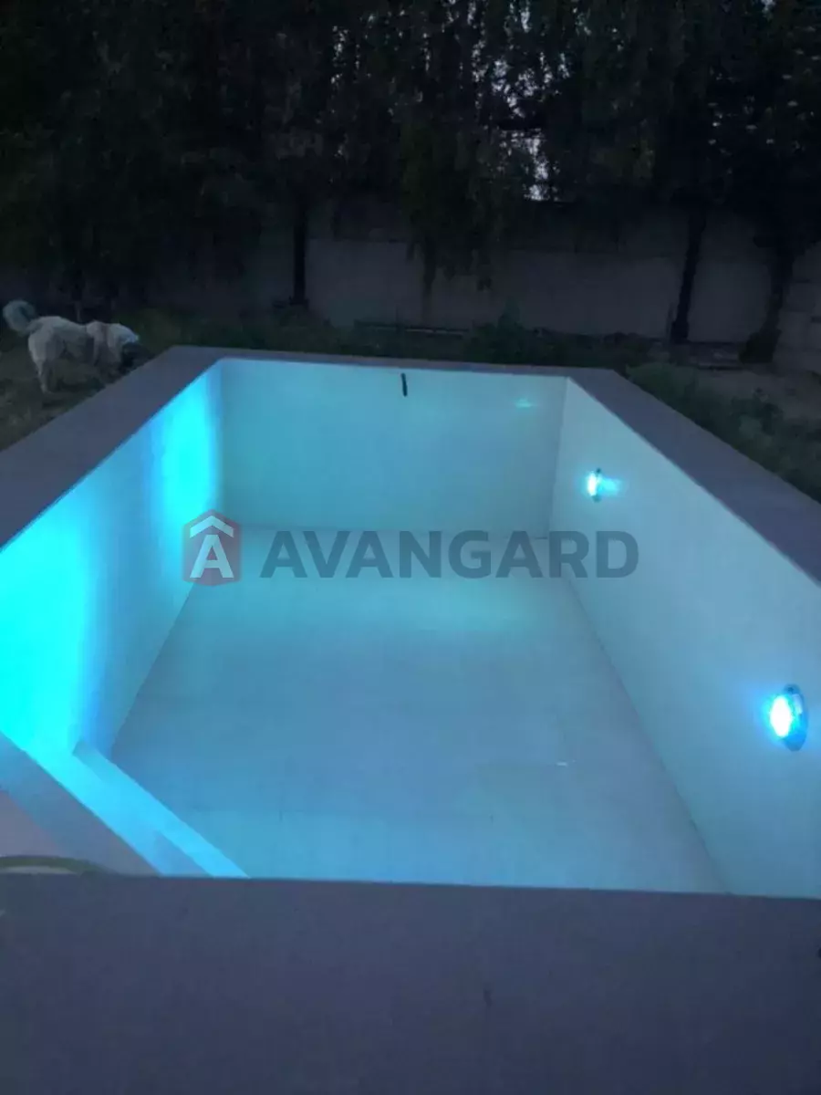 �������, 600 ��.�. ���� 13