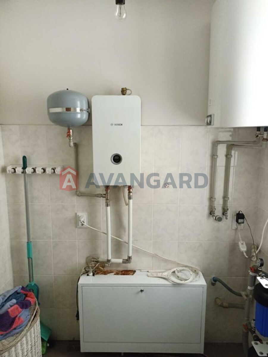 �������, 170 ��.�. ���� 22