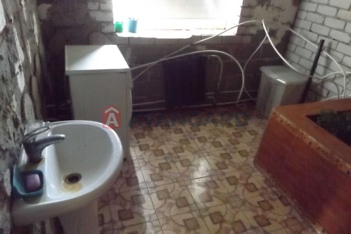 �������, 298 ��.�. ���� 16