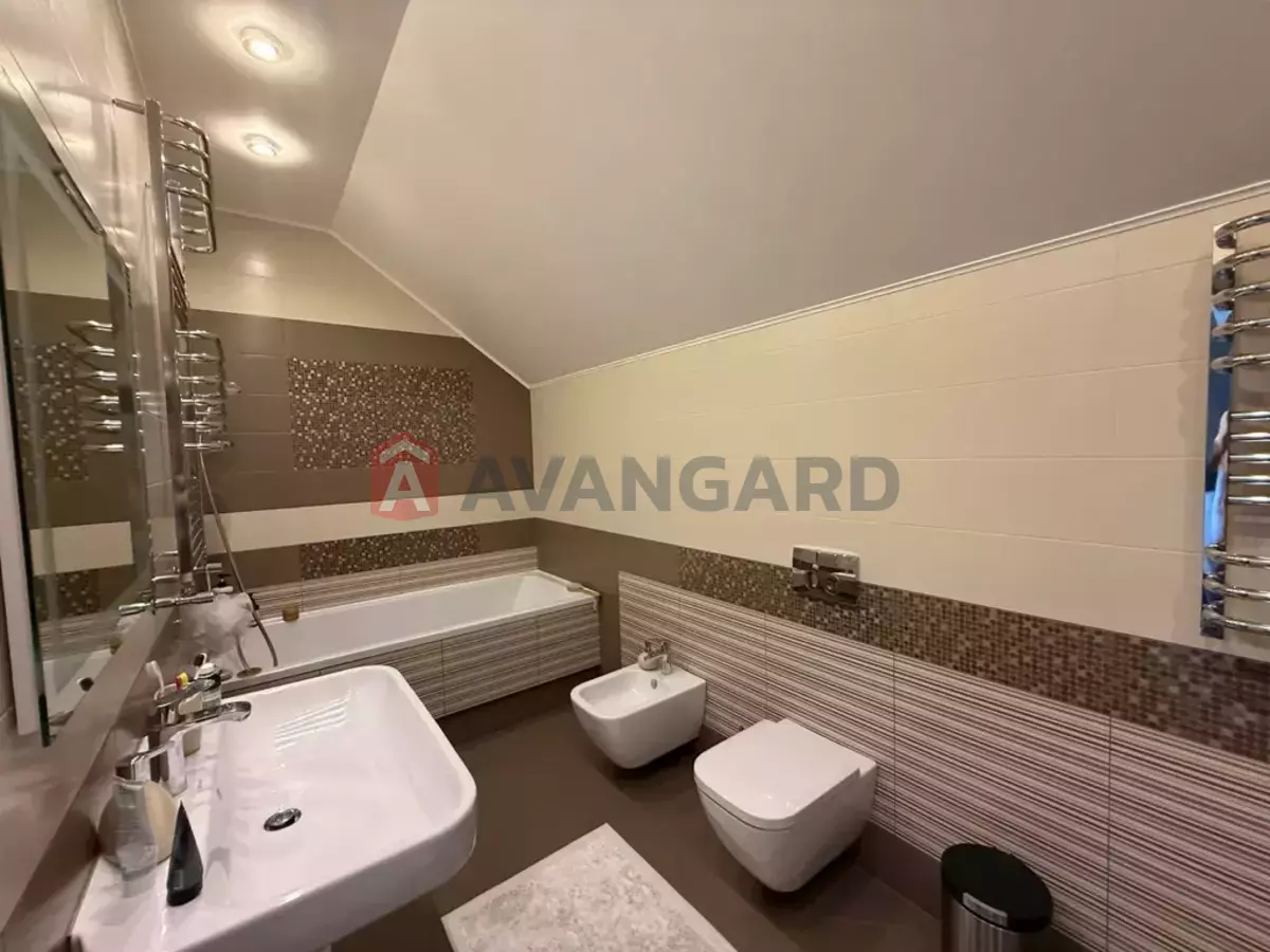 �������, 275 ��.�. ���� 21