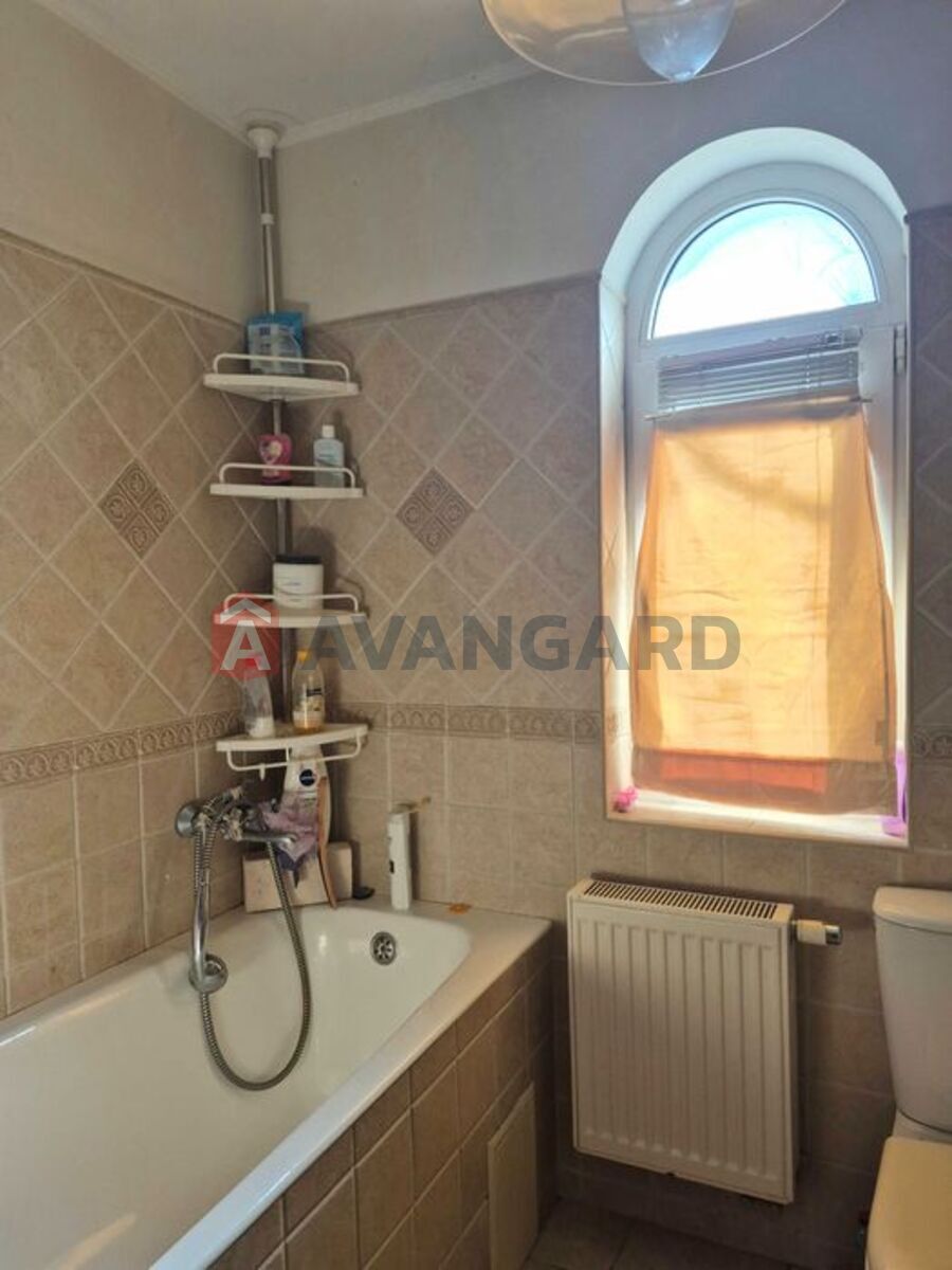 �������, 176 ��.�. ���� 14