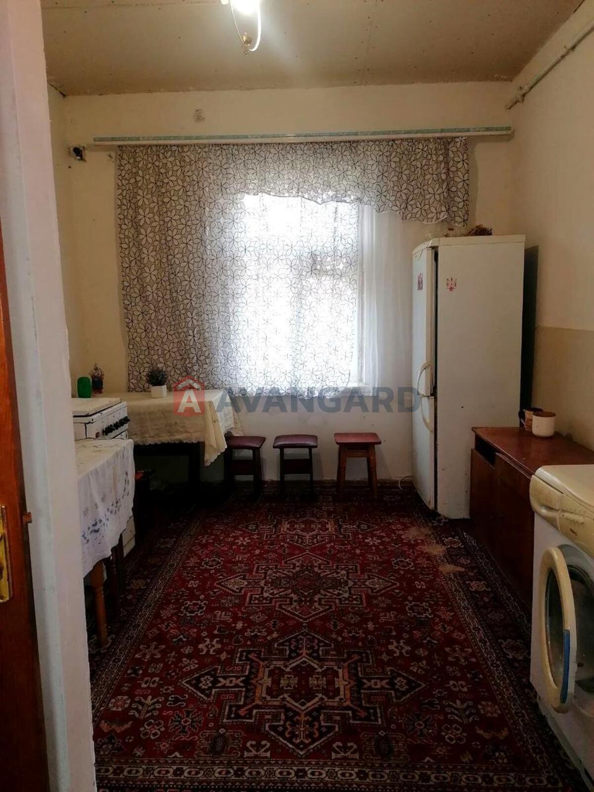 �������, 45 ��.�. ���� 27