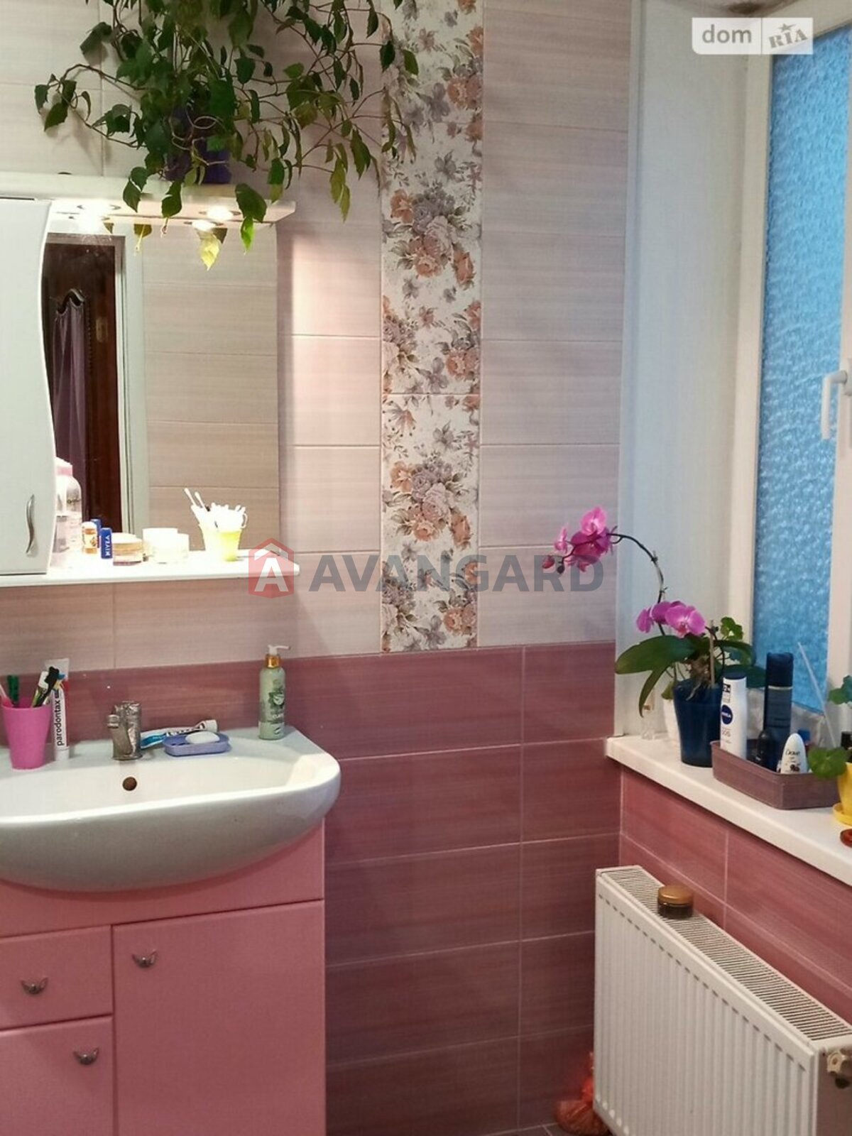 ������� �������, 47 ��.�. ���� 4