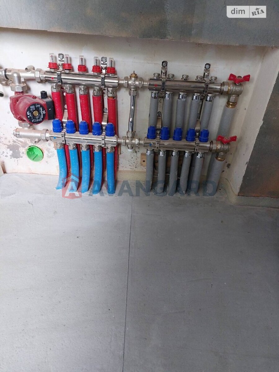 �������, 120 ��.�. ���� 13