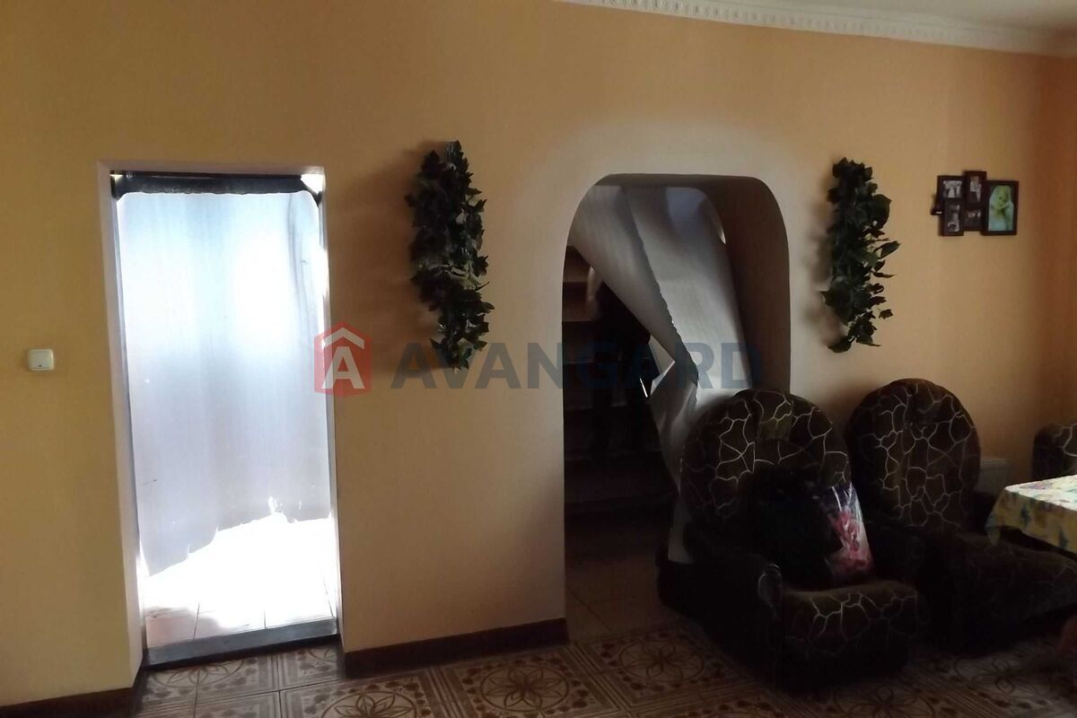 �������, 298 ��.�. ���� 18