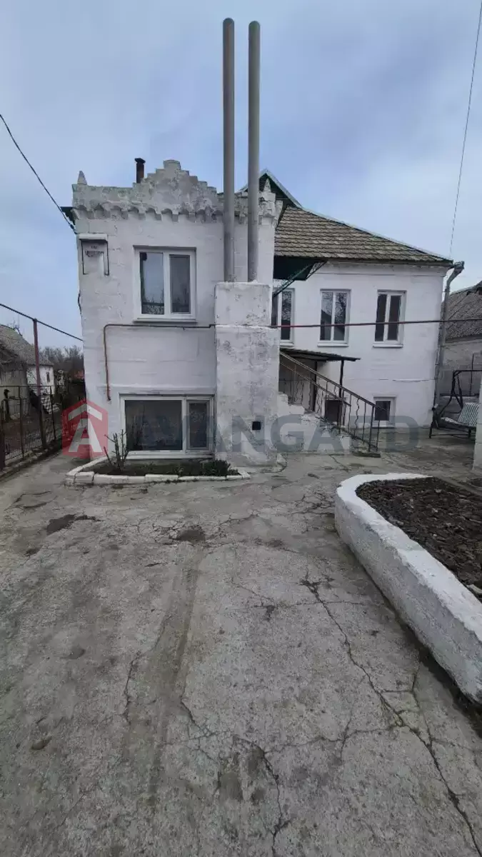 �������, 140 ��.�. ���� 1