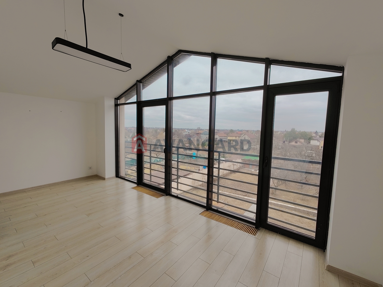 �������, 407 ��.�. ���� 8