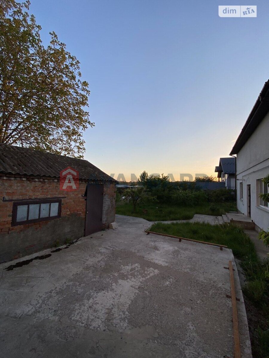 �������, 105 ��.�. ���� 9