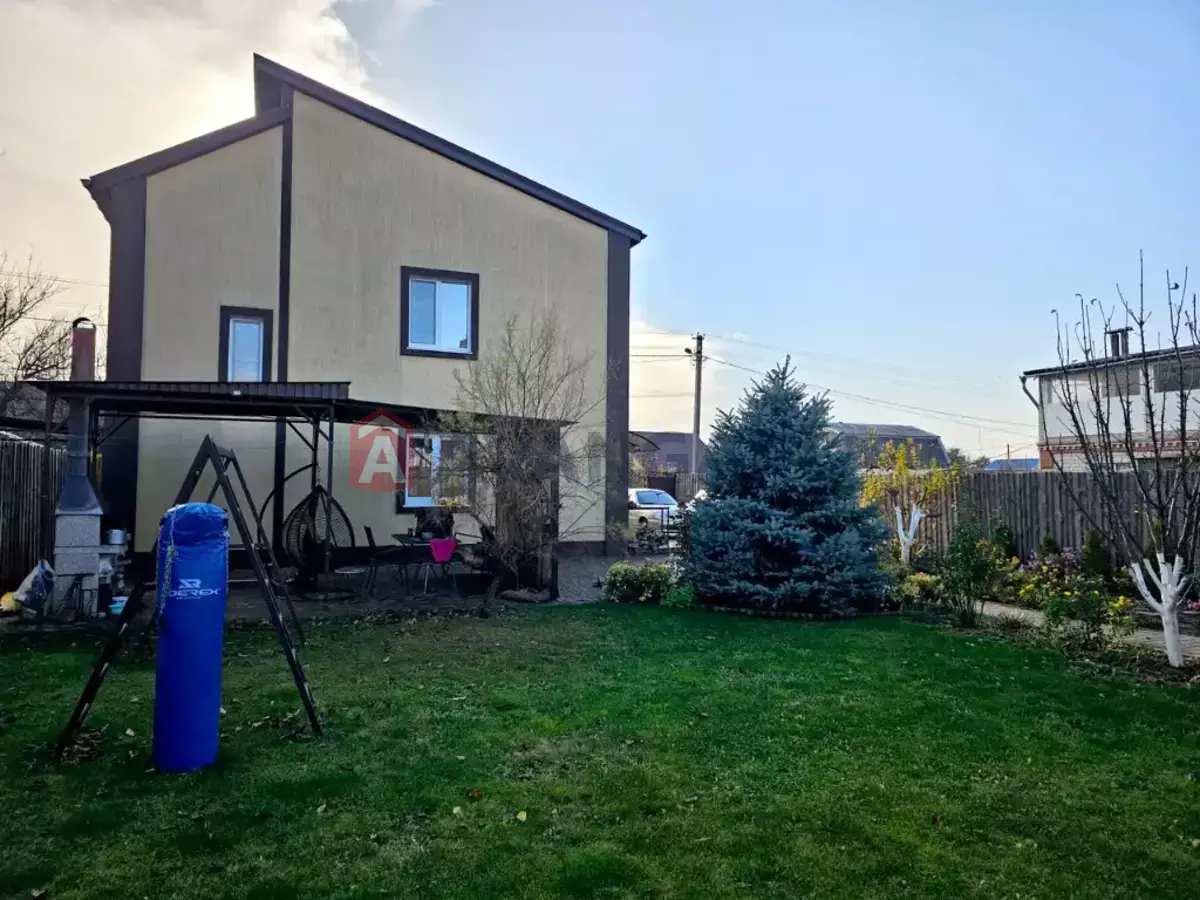 ����, 100 ��.�. ���� 17