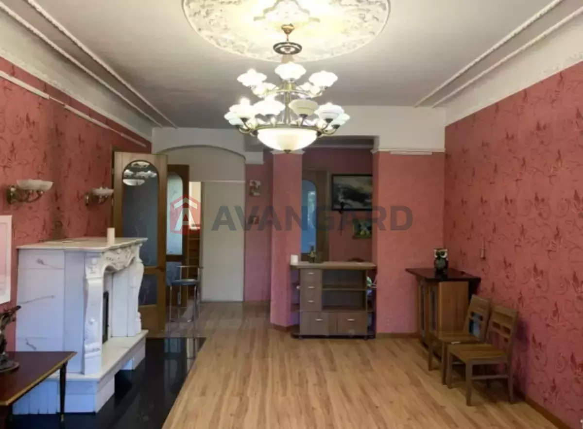 �������, 270 ��.�. ���� 16