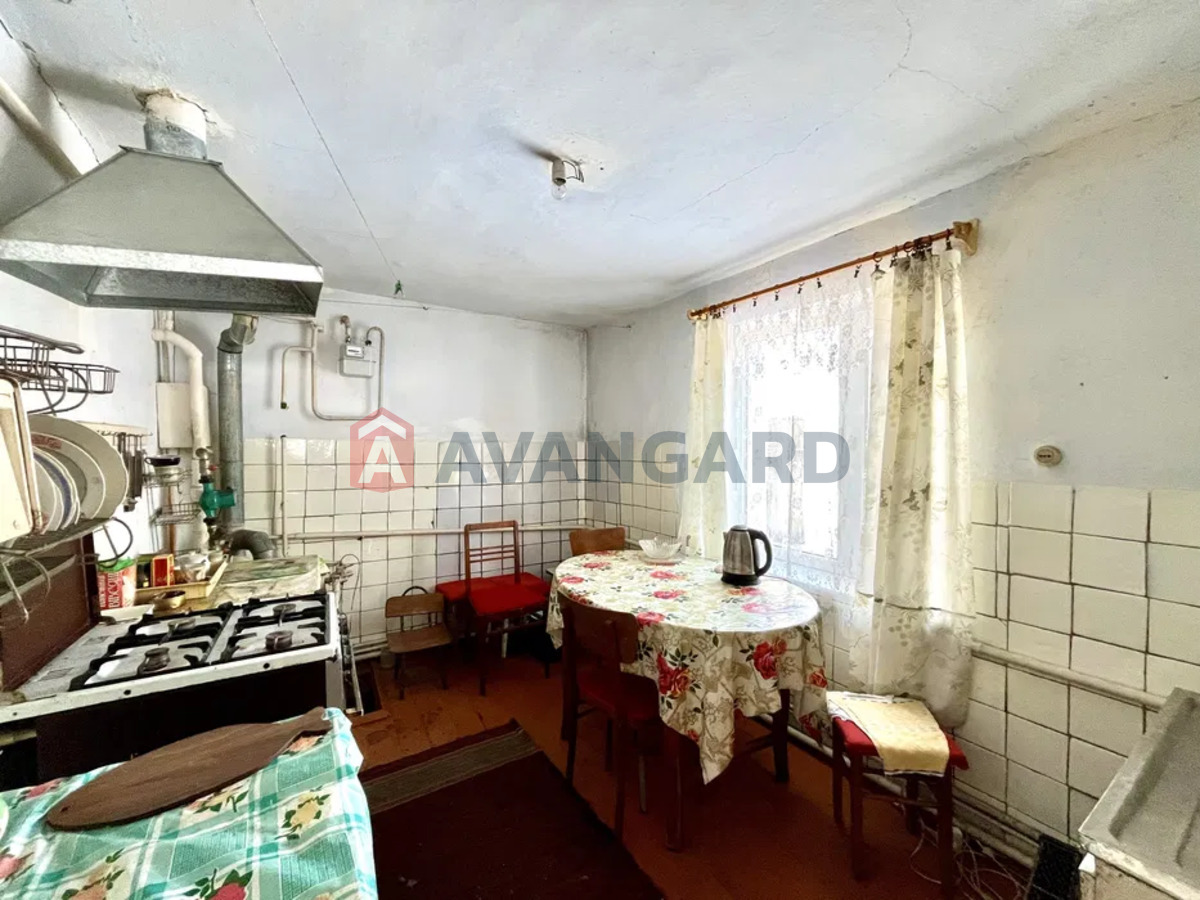 �������, 82 ��.�. ���� 17