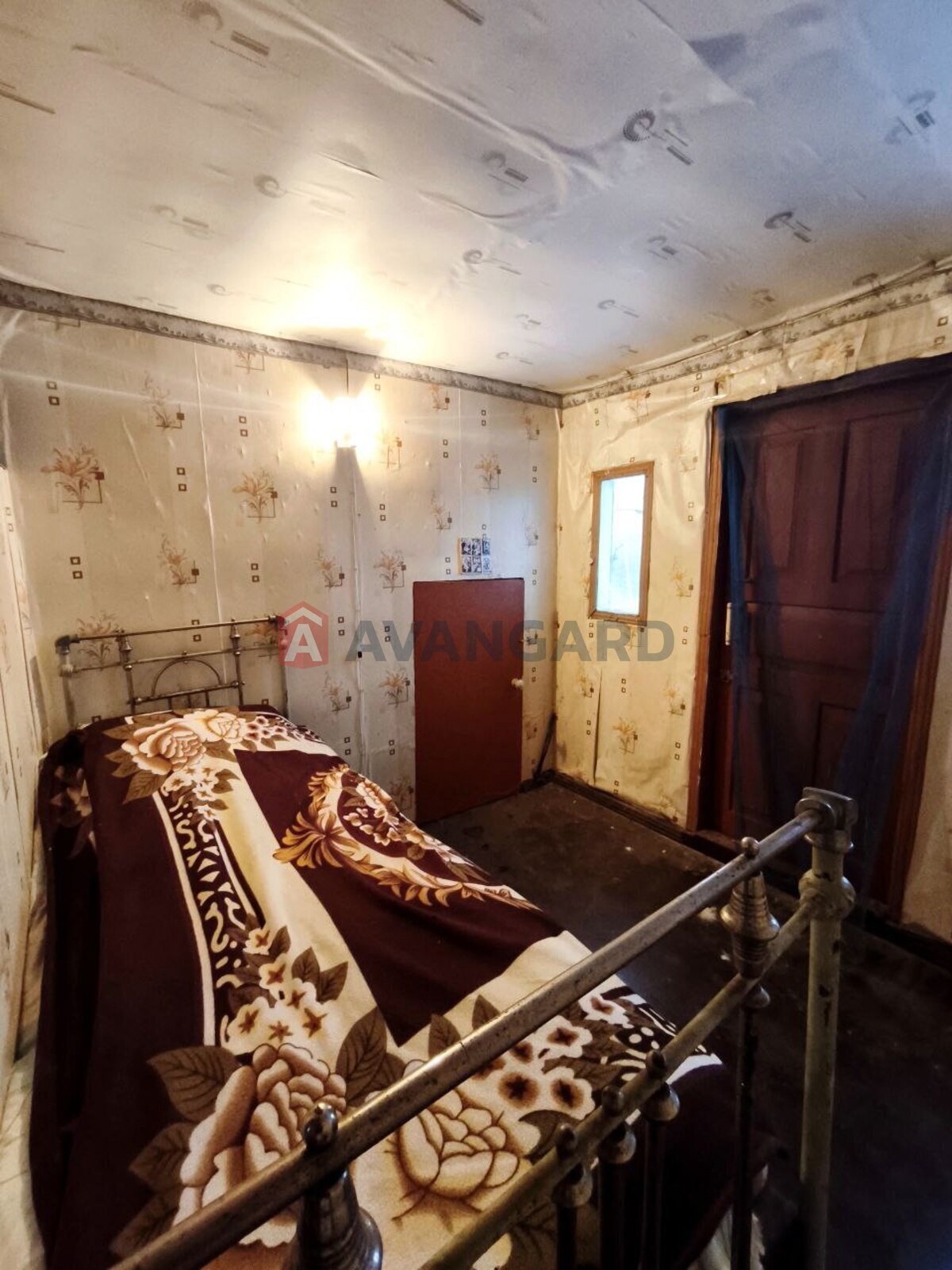 �������, 75 ��.�. ���� 18