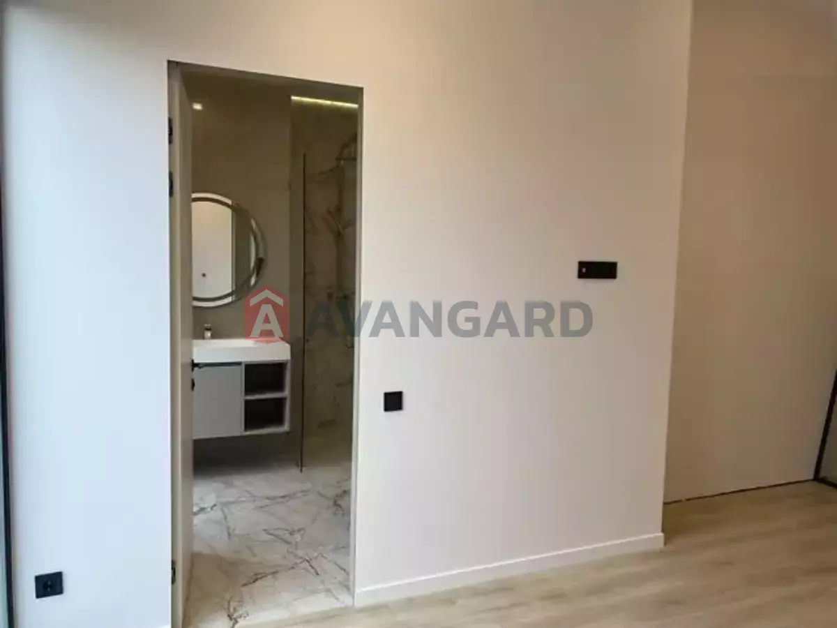 ���, 105 ��.�. ���� 18