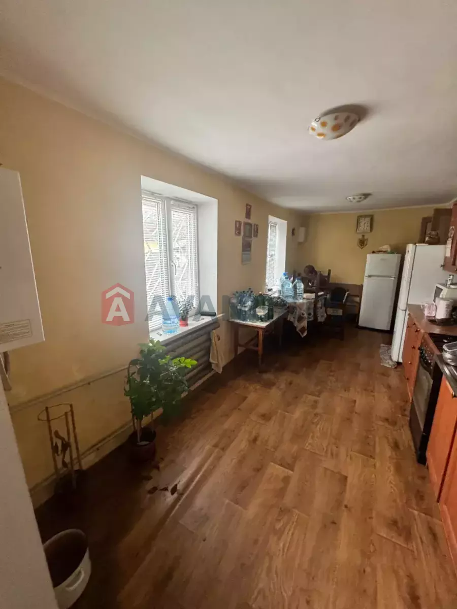 ������� �������, 87 ��.�. ���� 7