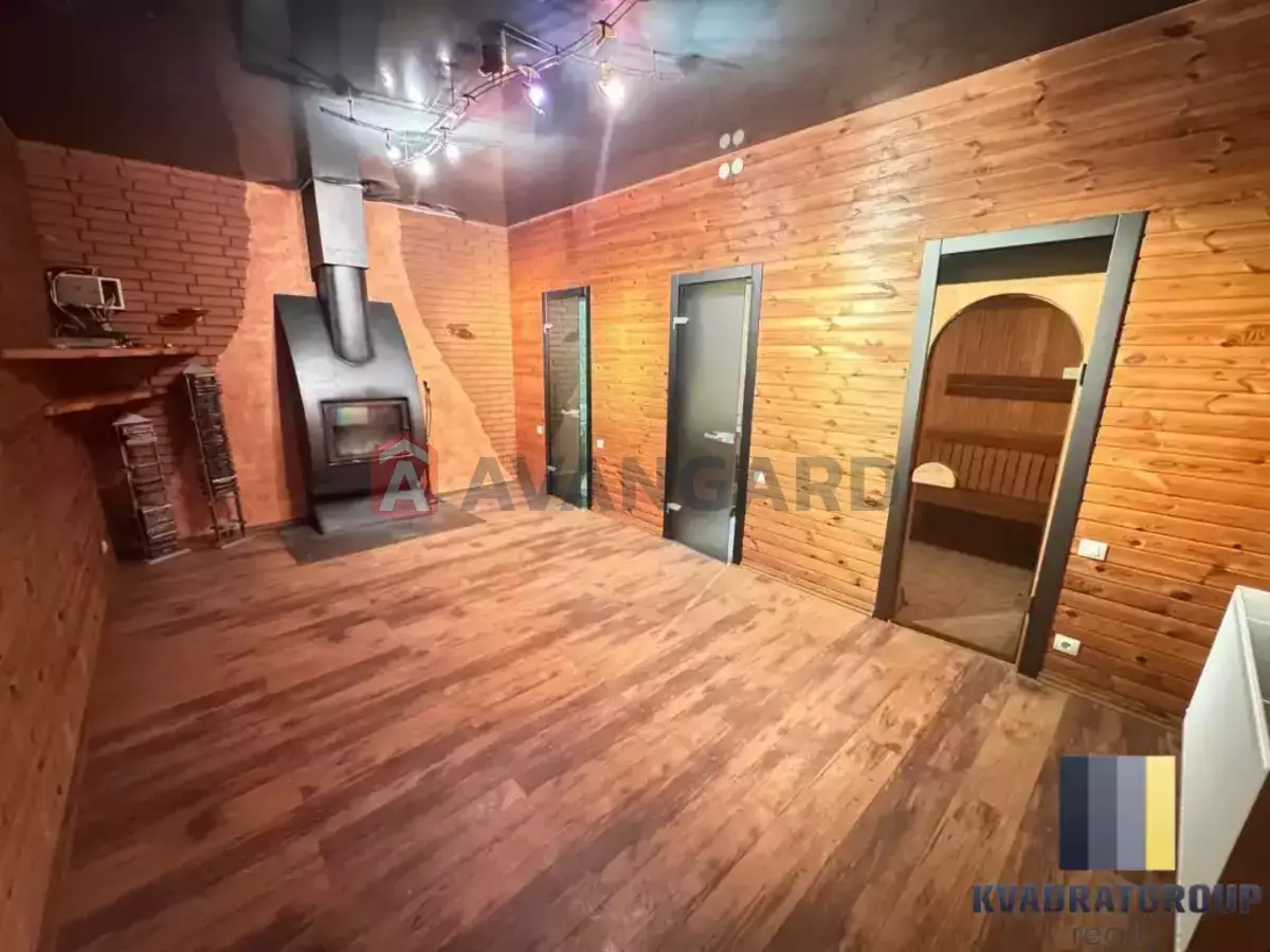 �������, 244 ��.�. ���� 11