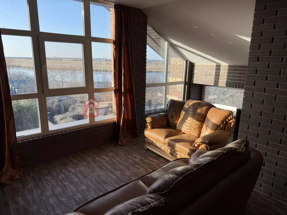 �������, 114 ��.�. ���� 13