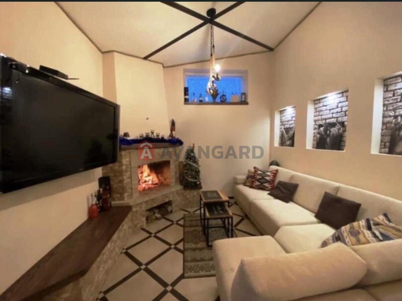 ��������, 175 ��.�. ���� 10