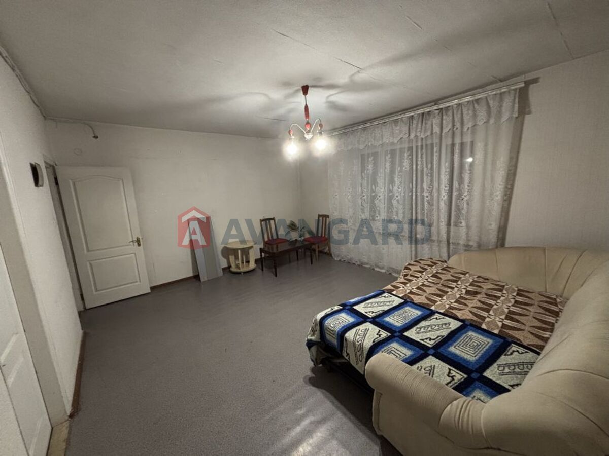 �������, 100 ��.�. ���� 13